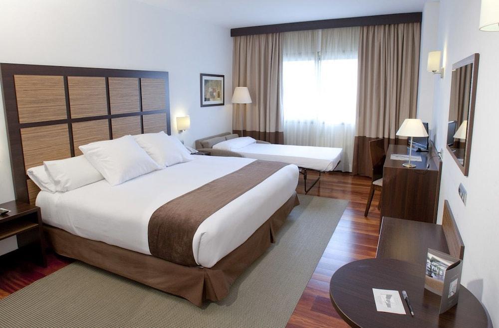 Aparthotel Attica21 As Galeras Bastiagueiro Buitenkant foto