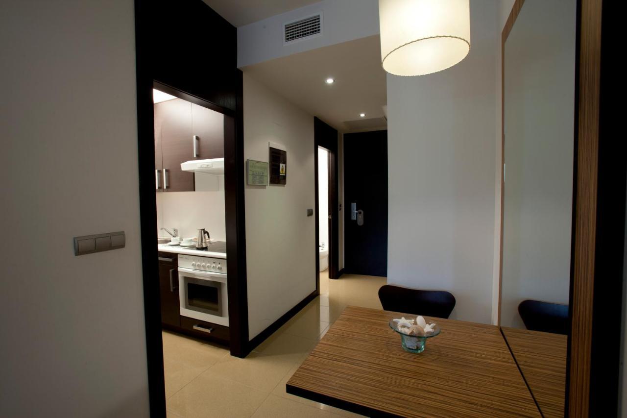 Aparthotel Attica21 As Galeras Bastiagueiro Buitenkant foto