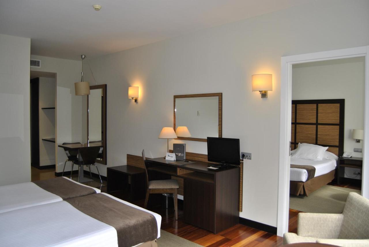 Aparthotel Attica21 As Galeras Bastiagueiro Buitenkant foto